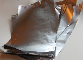 Cúbrete la cara con papel de aluminio y mira lo que ocurre una hora después. ¡Es increíble!