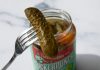 What happens if you eat pickles and drink the juice every day? We list some of the benefits here!