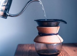 Don’t throw away coffee grounds! You can use it for these 7 household chores
