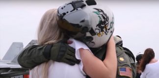 This fighter jet pilot was away for months, he freaks out when he sees his wife again