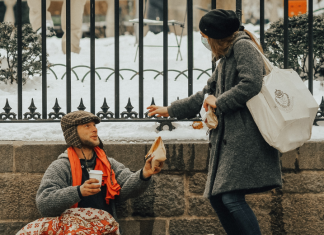 This waitress is shocked when she finds out who this homeless person actually is